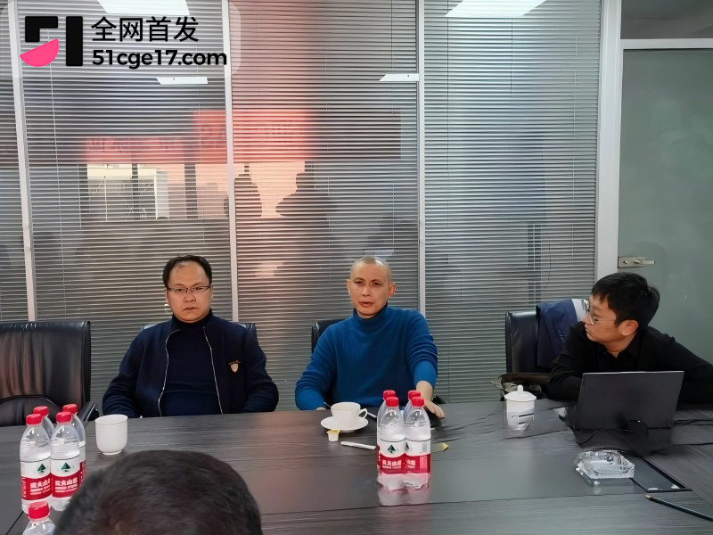 重庆理工大学教授 李旭 酒店私会Ngo副会长 3
