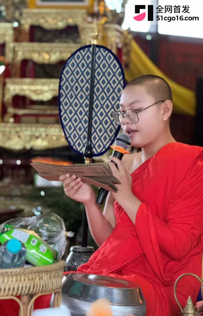 泰国眼镜僧提纳蓬克朗迪潜规则视频7